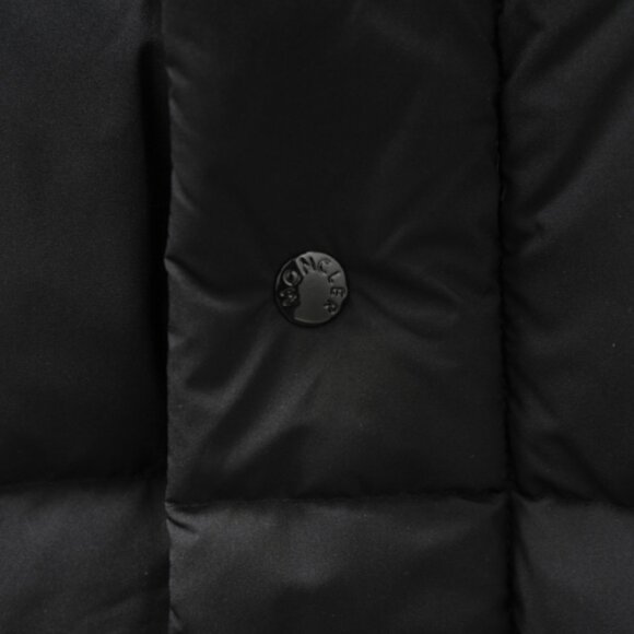 Moncler Maya 70 puffer jacket - Picture 7 of 9